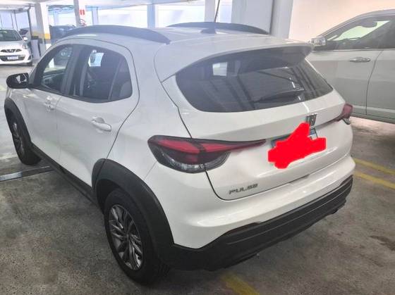 FIAT PULSE 1.3 FLEX DRIVE CVT FIAT PULSE 1.3 FLEX DRIVE CVT